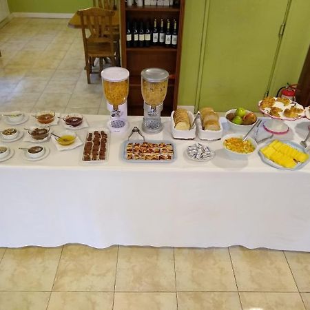 Keuken Hotel Эль-Калафате Экстерьер фото